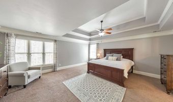 62 Applewood Ln, Acworth, GA 30101