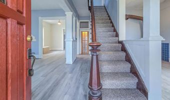 825 N 7th St, Arkansas City, KS 67005