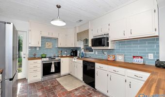 14177 Dogwood Rd, Athens, AL 35611