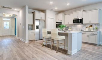 679 Watauga Ln, Aberdeen, NC 28315
