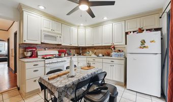 119 W 19TH St, Bayonne, NJ 07002