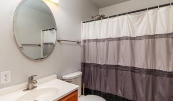 1219 Garfield Cir, Ames, IA 50014