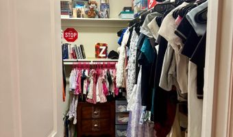 6088 E Hinds St, Bay St. Louis, MS 39520