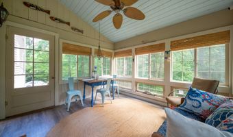 140 Ironworks Rd, Clinton, CT 06413