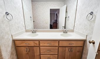 209 Harding St, Asotin, WA 99402