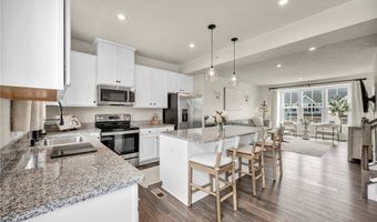 213 Cranesbill Dr, Adams Twp., PA 16046