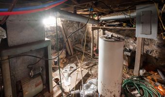 436 Bellville Ave, Andrews, IN 46702