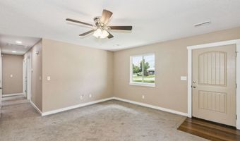 412 E Clark Ave, Augusta, KS 67010