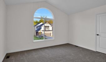 27645 Maryjane Ln E, Chesterfield, MI 48047