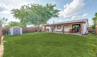 5569 Ragan Dr, The Colony, TX 75056