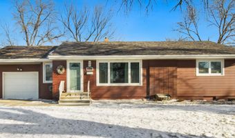 1431 Dick Dr, Aberdeen, SD 57401