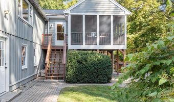 31 Mohawk Dr, Acton, MA 01720