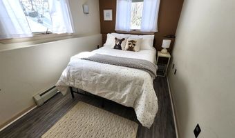 136 Summit Dr, Campton, NH 03223