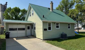 216 4th St E, Bottineau, ND 58318