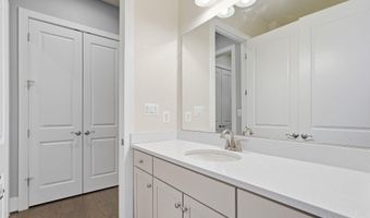 23595 GOLDEN EMBERS Sq, Ashburn, VA 20148