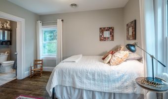 3729 Broadview Dr, Cincinnati, OH 45208