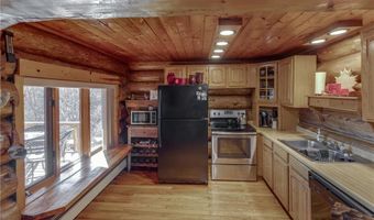 3895 Division St W, Backus, MN 56435
