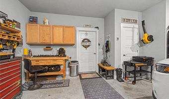 3 Dundonald Ln, Bella Vista, AR 72715