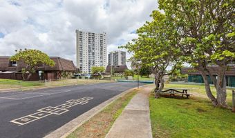 98-265 Ualo St S2, Aiea, HI 96701