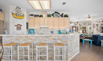 124 Sea View Dr, Aransas Pass, TX 78336