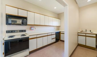 72 Montoya Dr 72, Branford, CT 06405