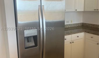 19501 W Country Club Dr 611, Aventura, FL 33180