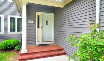 202 Castlewood Dr 202, Bloomfield, CT 06002