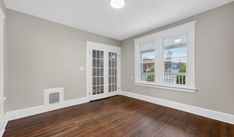 38 Center St, Bristol, CT 06010