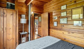 28 Hilltop Rd, Alburgh, VT 05440