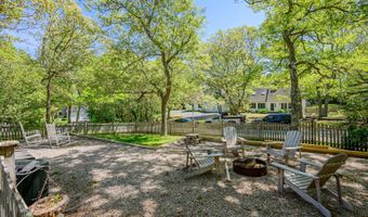 284 Bragg's Ln, Barnstable, MA 02630