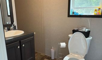 13 RW MacLeod Ln, Belfast, ME 04915