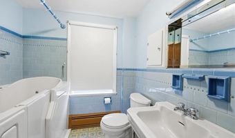 15 Rhodes Ave, East Providence, RI 02915