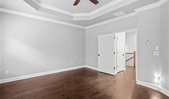 1044 Township Sq, Alpharetta, GA 30022