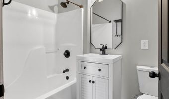 1404 Dan Ave, Albertville, AL 35950