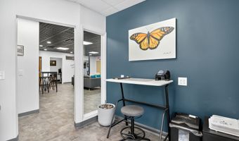 363 New Britain Rd A, Berlin, CT 06037