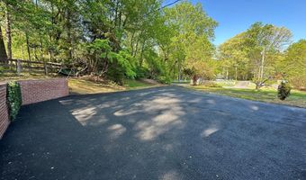 17821 POND Rd, Ashton, MD 20861