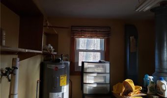 30 Hollywood Ave, Coventry, RI 02816