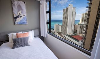 201 Ohua Ave makai/2808, Honolulu, HI 96815