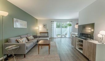 32 Whitcomb Cir, Madison, WI 53711