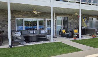 14 Iowa St A3, Arnolds Park, IA 51331