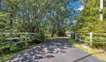 14231 Woodland Hills Dr, Biloxi, MS 39532