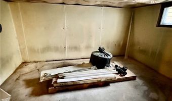 438 Black St, Akron, OH 44306