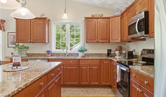 72 Country Meadow Ln, Glocester, RI 02814