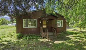 206 E 2nd Ave, Clark Fork, ID 83811
