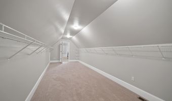 2086 Autumn Hill Dr, Ann Arbor, MI 48103
