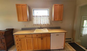 9 Wood St, Bangor, ME 04401