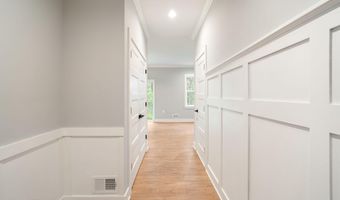 450 Fremont Ave, Bayville, NJ 08721