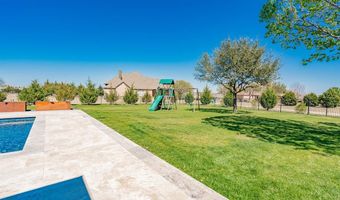 13 Kensington Dr, Heath, TX 75032