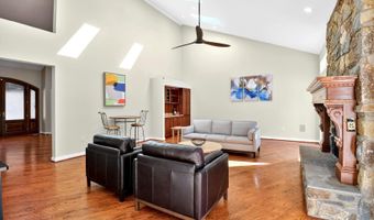 9209 VENDOME Dr, Bethesda, MD 20817