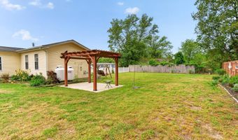 114 E HOLLY Dr, Lincoln, DE 19960